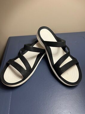 Crocs Slide Sandals - Black/White